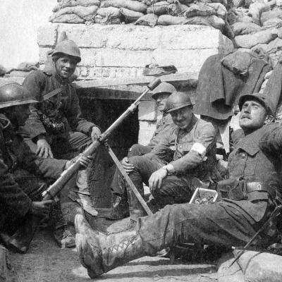 Soldaten in der Totengang