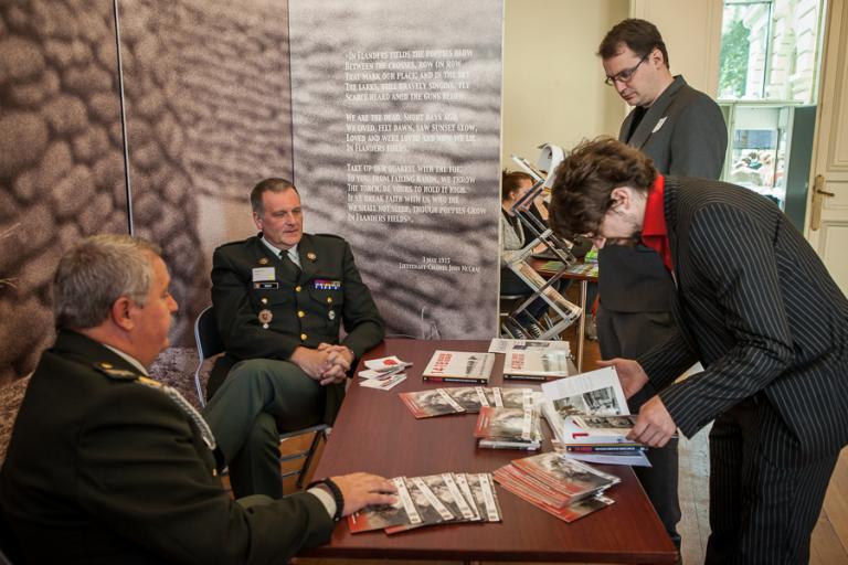 Belgian Defence stand  (Photo Malek Azoug)