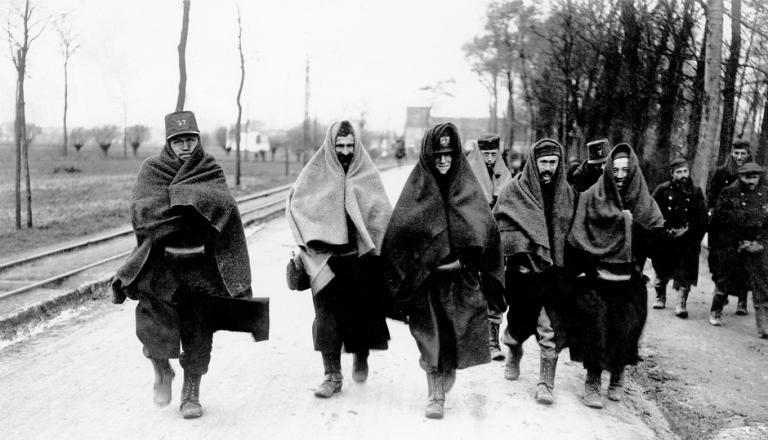 Soldiers at the Yser